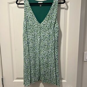 Aritzia Sunday Best Green Floral Sleeveless Dress